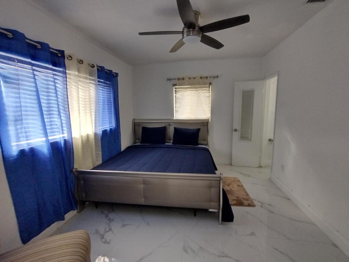 נורת' מיאמי ביץ' Cheerful 3-Bedroom Home /Ac+ Free Parking מראה חיצוני תמונה